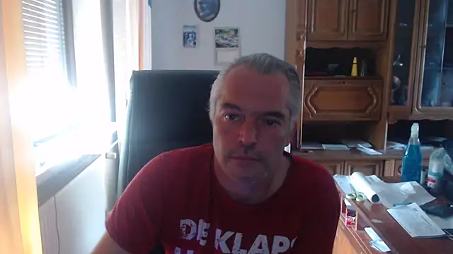 JohnnyD80 online show from June 14, 2026, 8:48 am