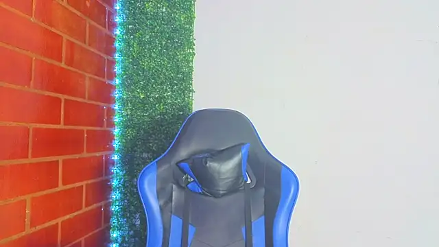 Snapshot of Demitryo chatting on March 1, 2026, 5:07 am Demitryo online show from March 1, 2026, 5:07 am