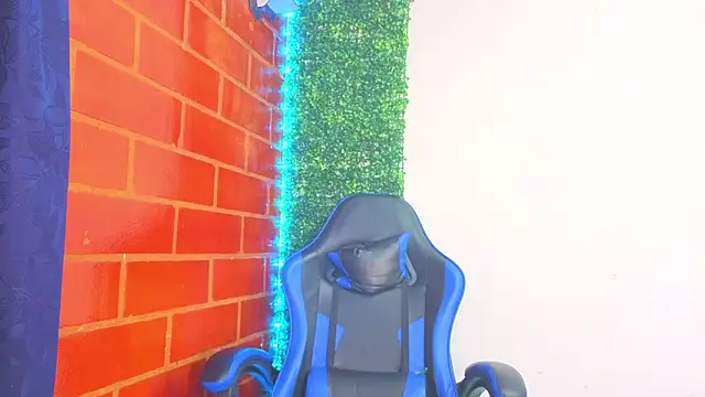 Demitryo online show from March 22, 2026, 4:27 am