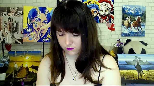 Snapshot of Darina_M_ chatting on May 3, 2026, 4:39 am Darina M online show from May 3, 2026, 4:39 am