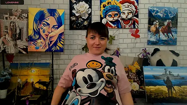 Snapshot of Darina_M_ chatting on April 29, 2026, 4:49 am Darina M online show from April 29, 2026, 4:49 am