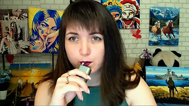 Snapshot of Darina_M_ chatting on April 5, 2026, 4:52 am Darina M online show from April 5, 2026, 4:52 am