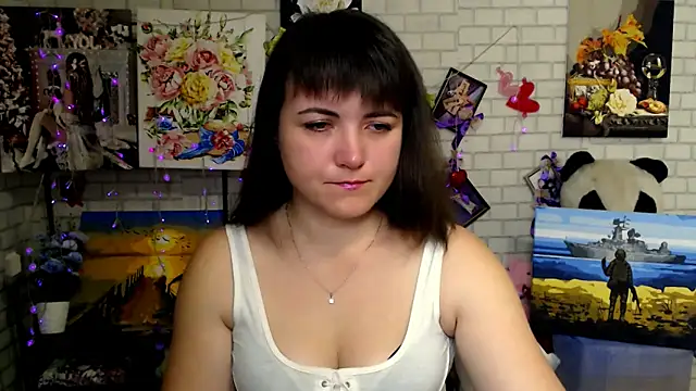 Snapshot of Darina_M_ chatting on November 30, 2025, 4:24 am Darina M online show from November 30, 2025, 4:24 am