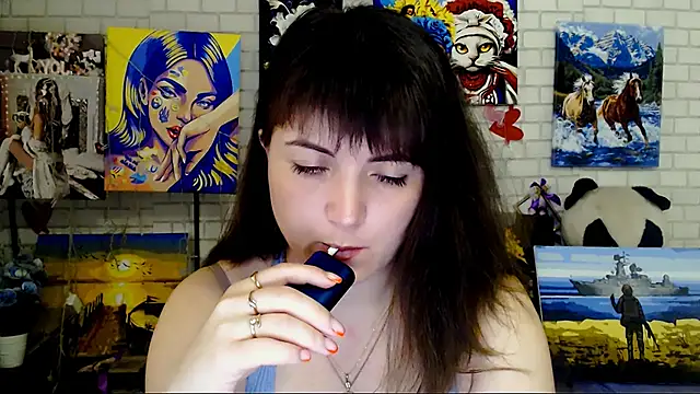 Snapshot of Darina_M_ chatting on May 2, 2026, 4:39 am Darina M online show from May 2, 2026, 4:39 am