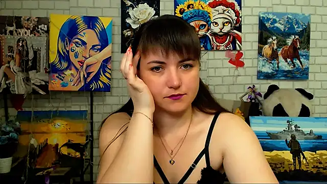 Snapshot of Darina_M_ chatting on April 18, 2026, 4:26 am Darina M online show from April 18, 2026, 4:26 am