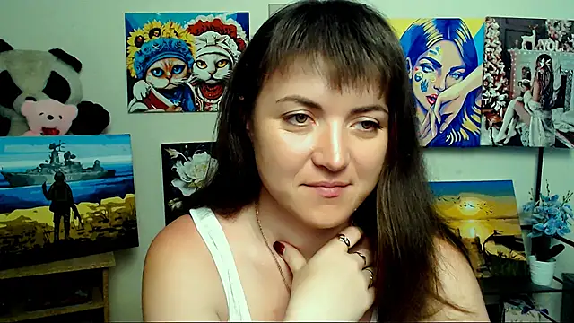 Snapshot of Darina_M_ chatting on May 26, 2026, 4:32 am Darina M online show from May 26, 2026, 4:32 am