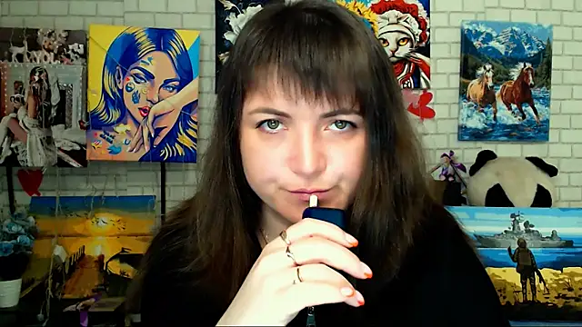 Snapshot of Darina_M_ chatting on April 17, 2026, 4:26 am Darina M online show from April 17, 2026, 4:26 am