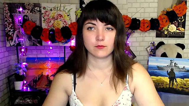 Darina M  online show from November 4, 2025, 5:22 am