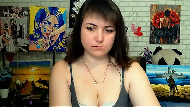 Snapshot of Darina_M_ chatting on March 18, 2026, 5:43 am Darina M online show from March 18, 2026, 5:43 am