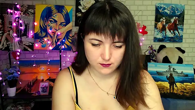 Snapshot of Darina_M_ chatting on February 15, 2026, 5:19 am Darina M online show from February 15, 2026, 5:19 am