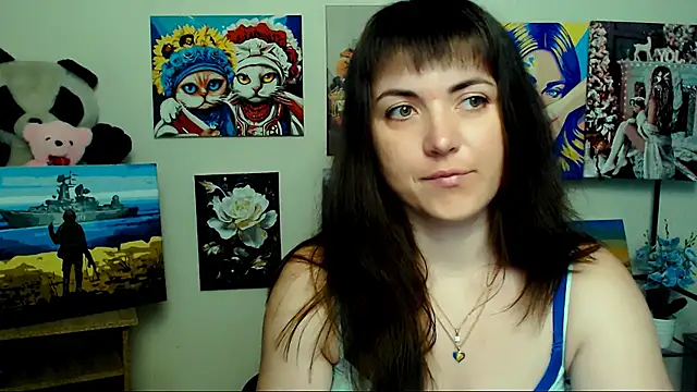 Snapshot of Darina_M_ chatting on May 17, 2026, 5:07 am Darina M online show from May 17, 2026, 5:07 am