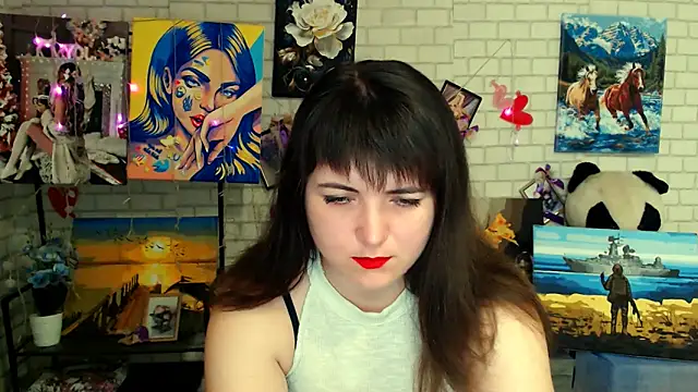 Snapshot of Darina_M_ chatting on February 11, 2026, 5:29 am Darina M online show from February 11, 2026, 5:29 am