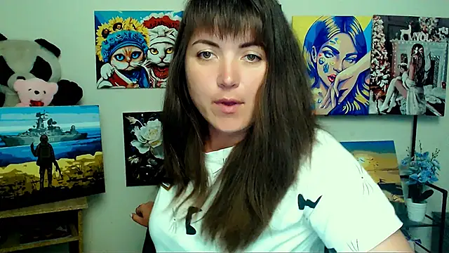 Darina M  online show from June 18, 2026, 4:44 am
