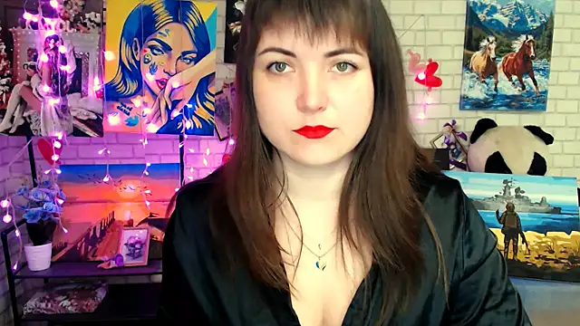 Snapshot of Darina_M_ chatting on February 8, 2026, 6:22 am Darina M online show from February 8, 2026, 6:22 am