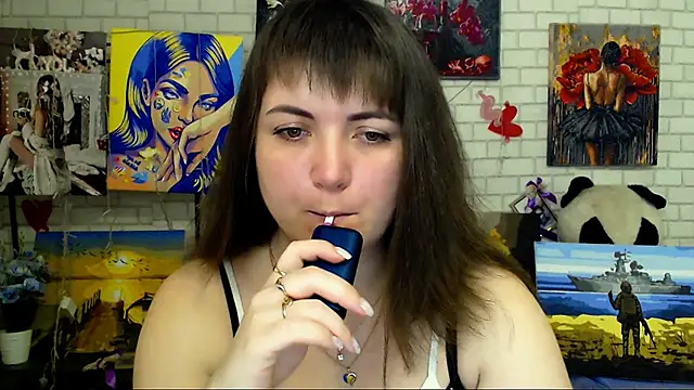 Snapshot of Darina_M_ chatting on March 24, 2026, 5:29 am Darina M online show from March 24, 2026, 5:29 am