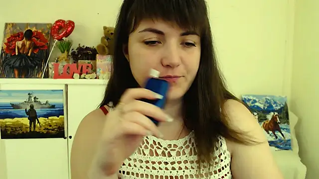 Snapshot of Darina_M_ chatting on March 1, 2026, 5:18 am Darina M online show from March 1, 2026, 5:18 am