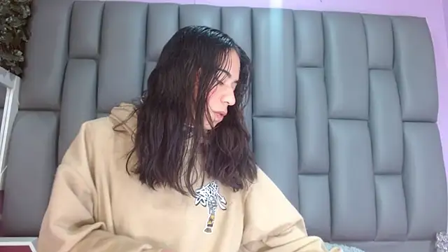 Snapshot of angelina_ny chatting on November 12, 2025, 1:59 pm angelina ny online show from November 12, 2025, 1:59 pm