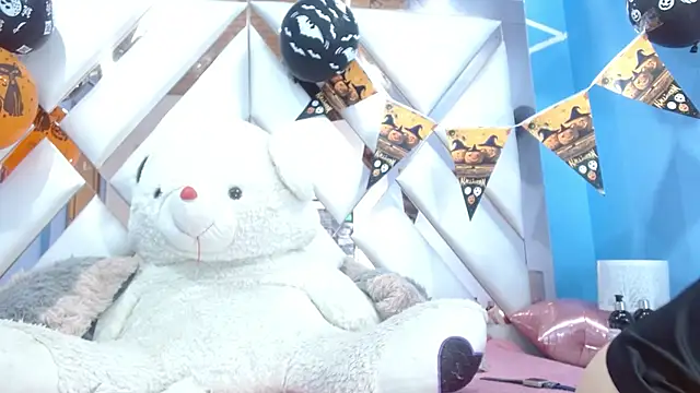 Snapshot of angelina_ny chatting on October 30, 2025, 1:53 pm angelina ny online show from October 30, 2025, 1:53 pm