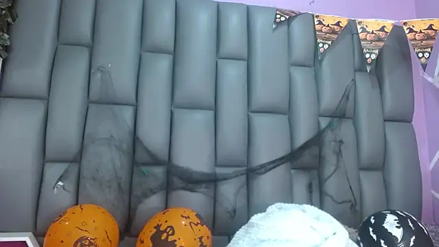 Snapshot of angelina_ny chatting on October 16, 2025, 2:14 pm angelina ny online show from October 16, 2025, 2:14 pm