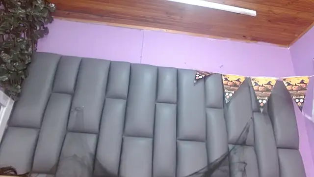 Snapshot of angelina_ny chatting on October 15, 2025, 1:52 pm angelina ny online show from October 15, 2025, 1:52 pm