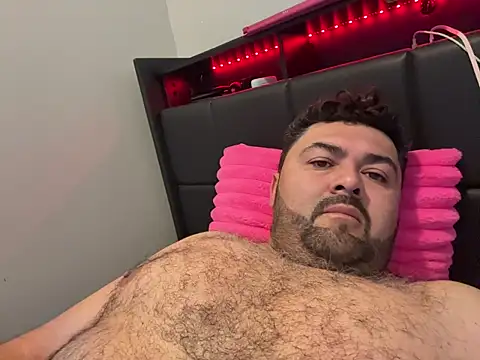 Lucrecio19 online show from February 21, 2026, 5:37 pm