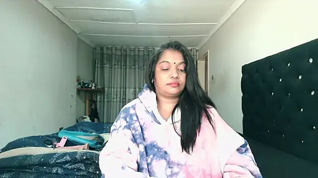 Indianmayaxoxo online show from June 1, 2026, 6:57 am