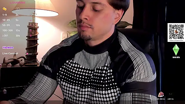 ADAM BOUTON  online show from November 14, 2025, 8:23 pm