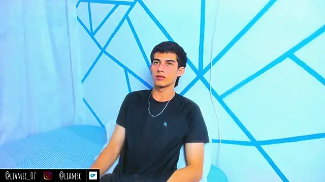 Snapshot of liam_scott77 chatting on September 26, 2025, 3:41 pm liam scott77 online show from September 26, 2025, 3:41 pm
