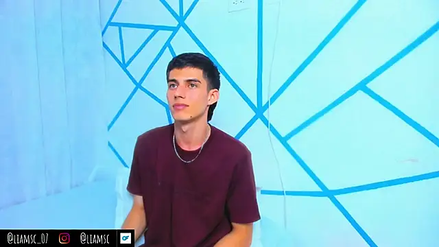 Snapshot of liam_scott77 chatting on October 8, 2025, 7:47 pm liam scott77 online show from October 8, 2025, 7:47 pm