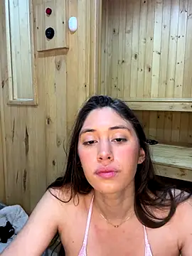 Barbielatinas online show from September 9, 2025, 4:22 am