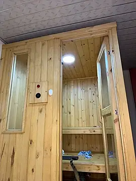 Snapshot of Barbielatinas chatting on March 2, 2026, 1:40 pm Barbielatinas online show from March 2, 2026, 1:40 pm