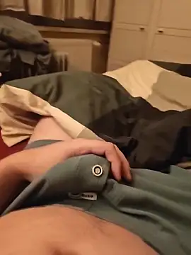 Snapshot of RandomGT chatting on November 14, 2025, 10:13 pm RandomGT online show from November 14, 2025, 10:13 pm