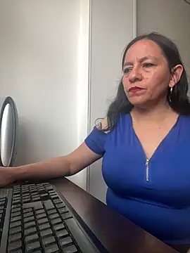 Snapshot of Freya_Artemisa chatting on October 7, 2025, 7:15 pm Freya Artemisa online show from October 7, 2025, 7:15 pm