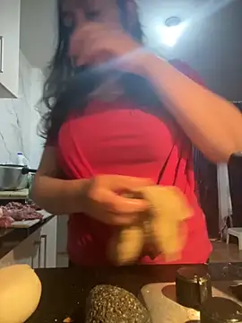 Freya Artemisa online show from November 11, 2025, 6:25 pm