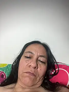 Freya Artemisa online show from October 15, 2025, 7:33 pm