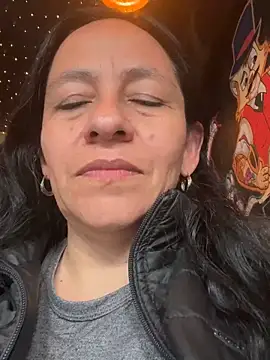 Snapshot of Freya_Artemisa chatting on February 2, 2025, 10:06 pm Freya Artemisa online show from February 2, 2025, 10:06 pm