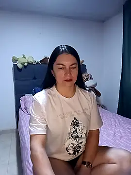 Snapshot of renata_hot1 chatting on September 12, 2025, 11:15 pm renata hot1 online show from September 12, 2025, 11:15 pm