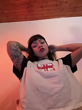 Ashley Chriss online show from January 17, 2025, 1:36 am