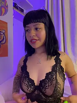 Ashley Chriss online show from March 20, 2025, 1:24 am