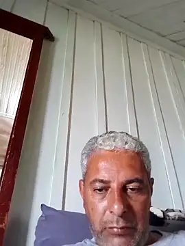 Snapshot of gordonunes chatting on February 8, 2026, 3:21 pm gordonunes online show from February 8, 2026, 3:21 pm