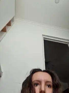 LineaDemie online show from March 27, 2026, 9:54 am