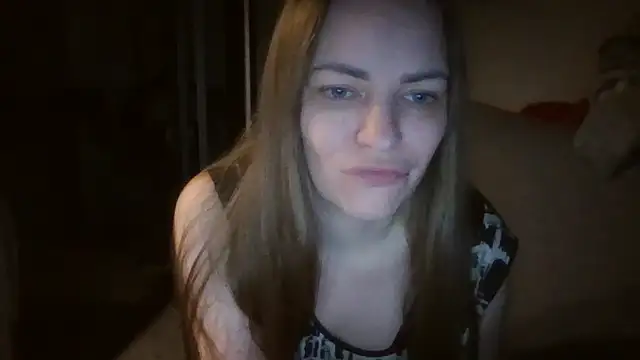 AnnaDiamond1 online show from April 18, 2026, 9:59 pm