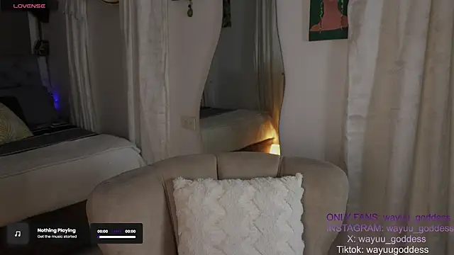 wayuu-goddess online show from April 9, 2026, 10:27 pm