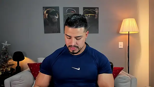 ApoloMakris online show from December 4, 2025, 8:41 pm