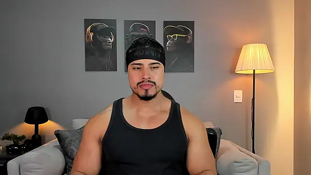 Snapshot of ApoloMakris chatting on November 21, 2025, 7:24 pm ApoloMakris online show from November 21, 2025, 7:24 pm