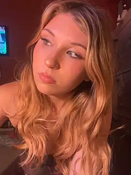 trapbaby386 online show from November 19, 2025, 6:30 pm