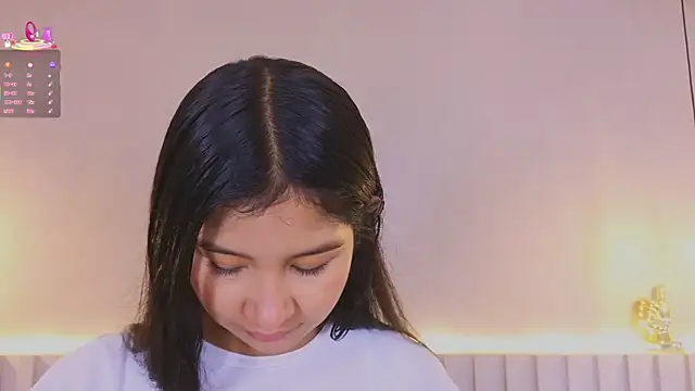 Snapshot of Aida_moreno chatting on December 5, 2025, 11:31 am Aida moreno online show from December 5, 2025, 11:31 am