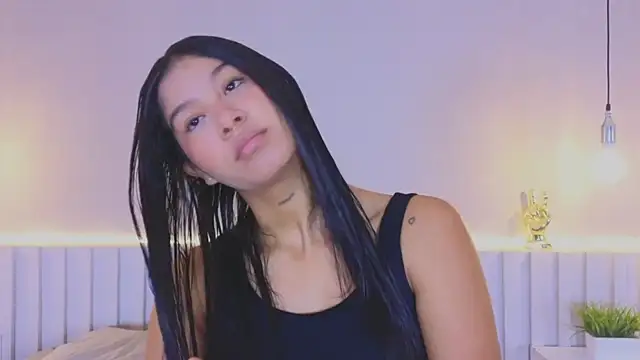 Snapshot of Aida_moreno chatting on October 25, 2025, 11:31 am Aida moreno online show from October 25, 2025, 11:31 am