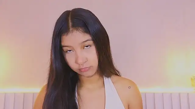 Snapshot of Aida_moreno chatting on December 22, 2025, 11:43 am Aida moreno online show from December 22, 2025, 11:43 am