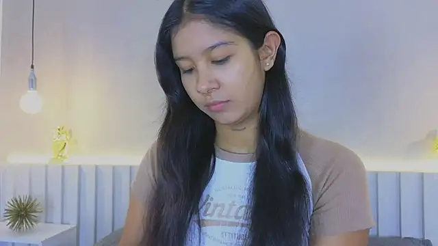 Snapshot of Aida_moreno chatting on November 27, 2025, 11:32 am Aida moreno online show from November 27, 2025, 11:32 am